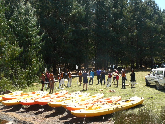 Natural High canoeing gubu dam natural high